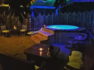 JACUZZI DE CADA CABANA