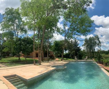 PISCINA