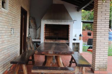 quincho con parrilla